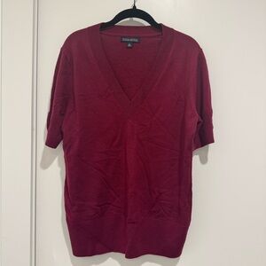 Burgundy Banana Republic Short Sleeve Merino V-Neck Sweater - XL